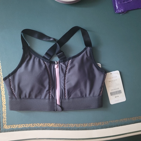 NWT Zoe fabletics sports bra - Picture 4 of 7